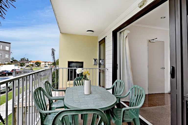 Photo of property in 105/132 Stancombe Road, Flat Bush, Auckland, 2016