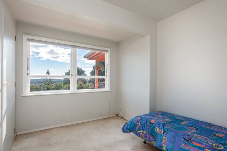 Photo of property in 43 Kotare Street, Waikanae, 5036