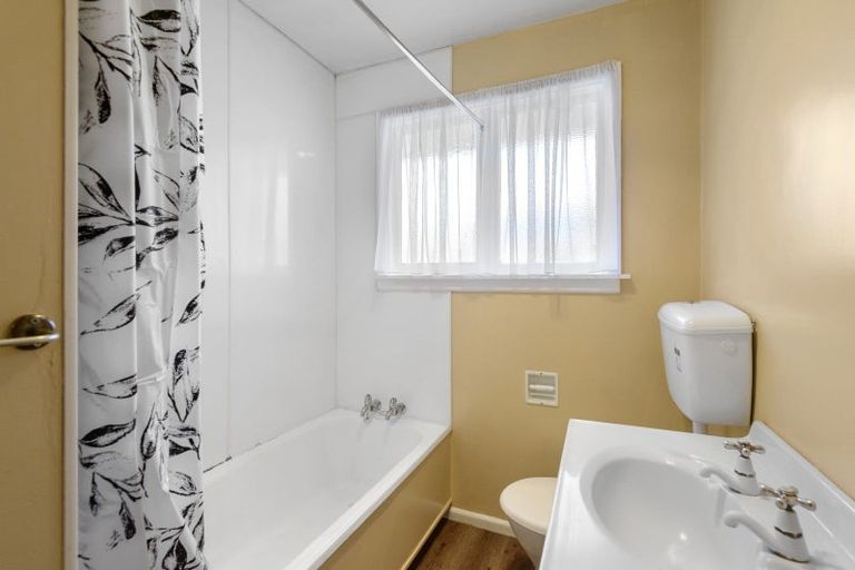 Photo of property in 1/801 Main North Road, Belfast, Christchurch, 8051