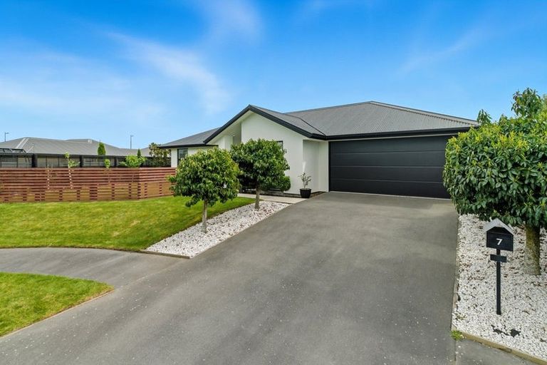 Photo of property in 7 Derek Anderson Place, Halswell, Christchurch, 8025