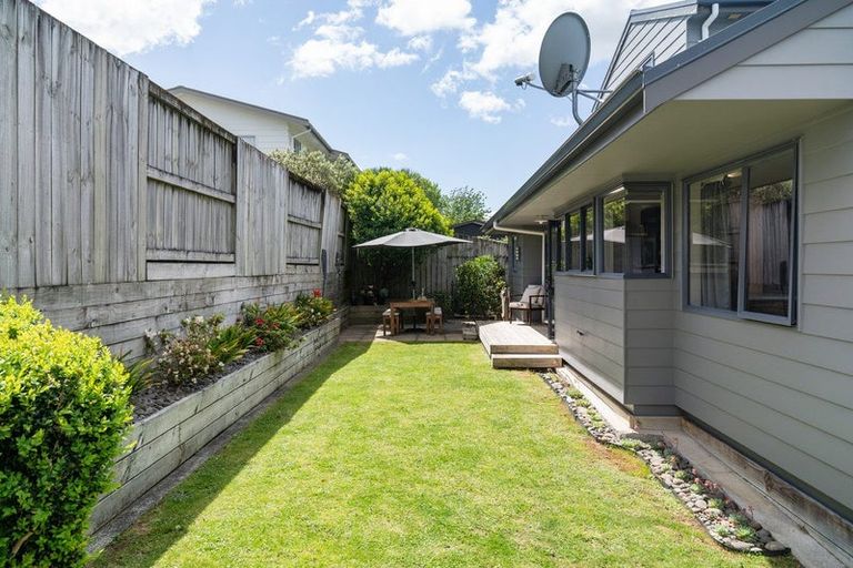 Photo of property in 6a Ranginui Road, Welcome Bay, Tauranga, 3112