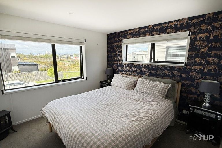 Photo of property in 70 Jacks Landing Drive, Hamilton Lake, Hamilton, 3204