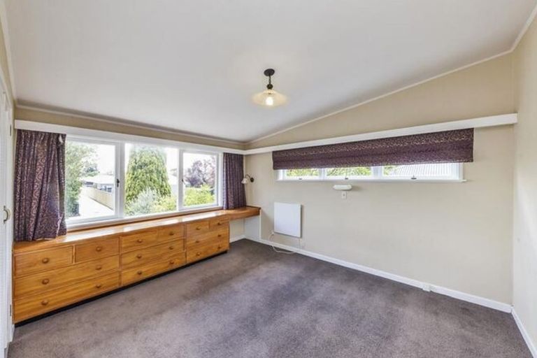 Photo of property in 19 Sheffield Street, Awapuni, Palmerston North, 4412