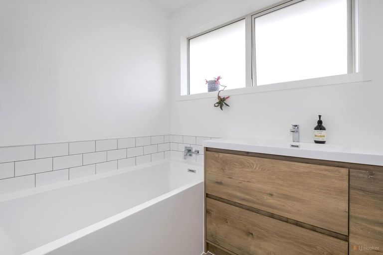 Photo of property in 1-2/17a Tawa Street, Glenwood, Timaru, 7910