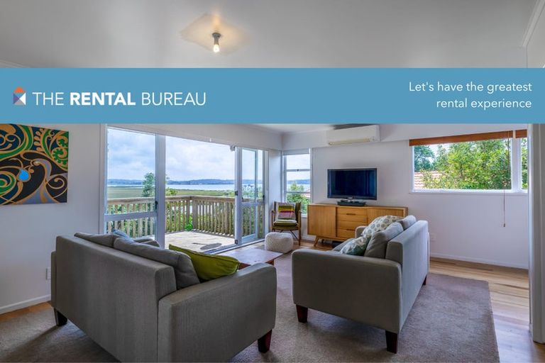 Photo of property in 40 Gill Avenue, Te Atatu Peninsula, Auckland, 0610