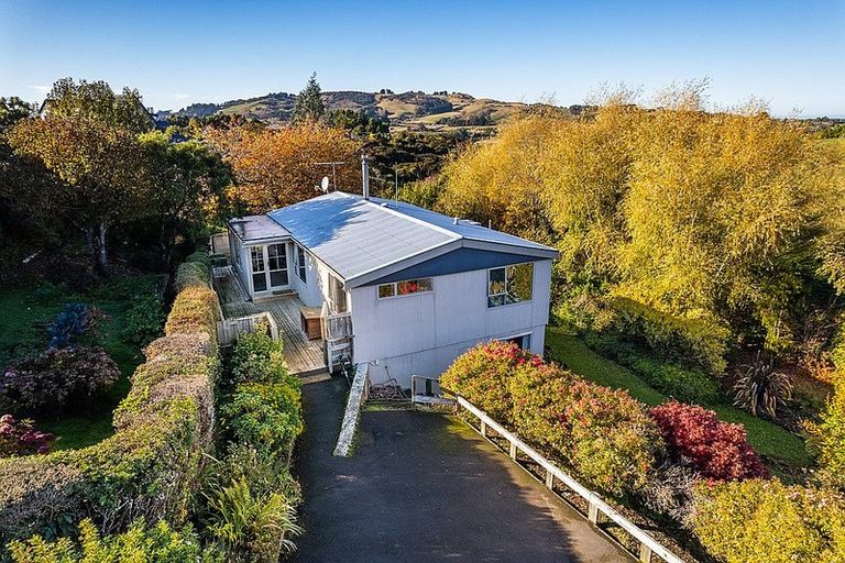 Photo of property in 22 Estuary Crescent, Fairfield, Dunedin, 9018