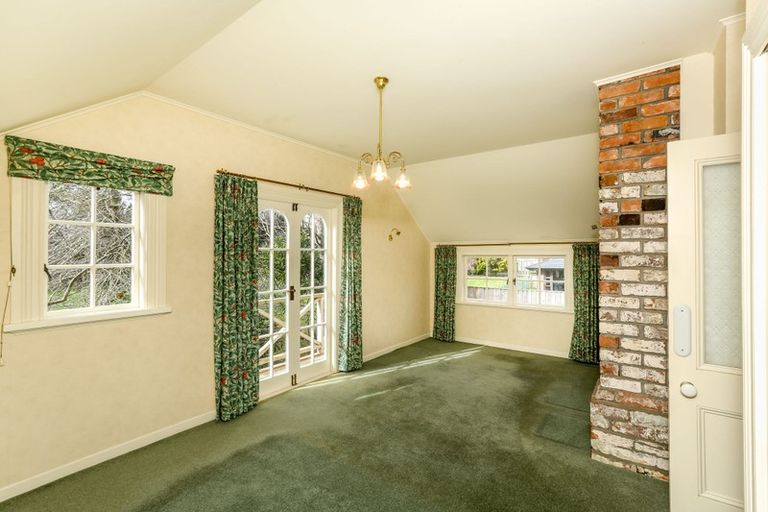 Property details for 407 Frankley Road, Ferndale, New Plymouth, 4310