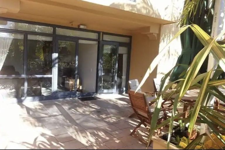 Photo of property in 2c/7-11 Bute Road, Browns Bay, Auckland, 0630