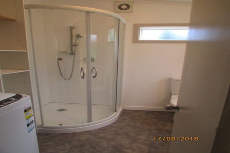Photo of property in 36 Hawkhurst Road, Lyttelton, 8082