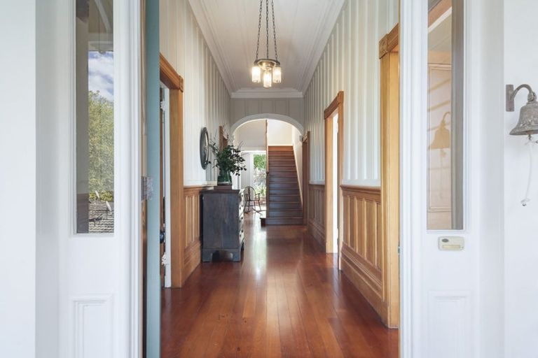 Photo of property in 6 Glade Place, Birkenhead, Auckland, 0626