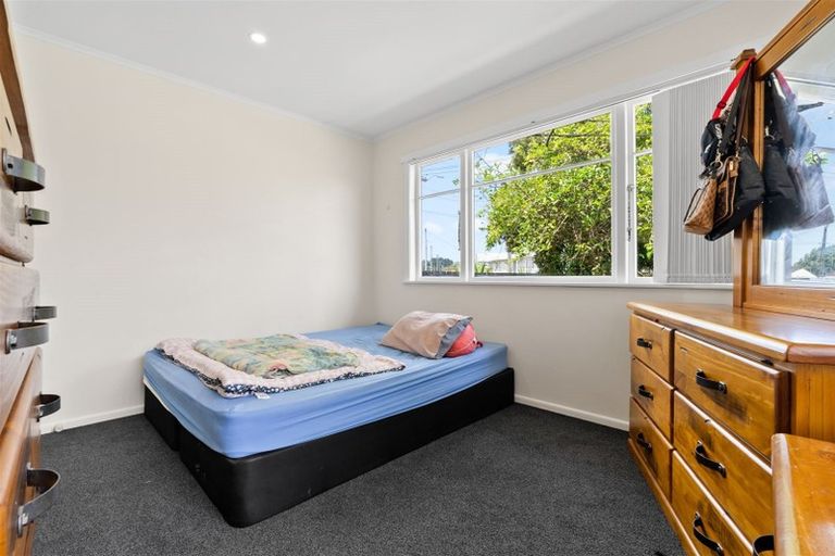 Photo of property in 8 Williams Crescent, Otara, Auckland, 2023