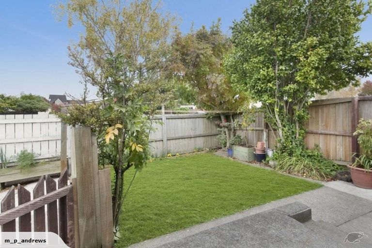 Photo of property in 1/41 Oldwood Street, Bishopdale, Christchurch, 8053
