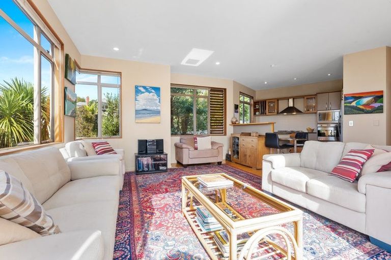 Photo of property in 3/56 Castor Bay Road, Castor Bay, Auckland, 0620