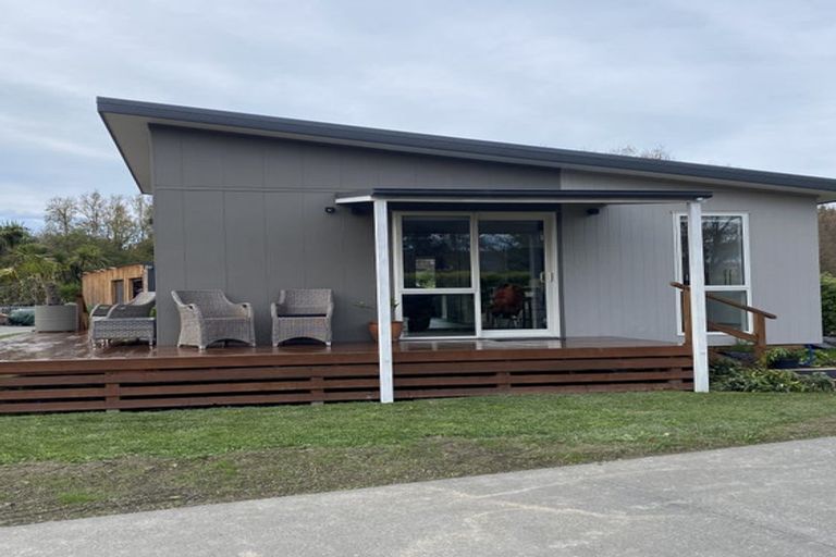 Photo of property in 2 Copper Beach Road, Woodend, Kaiapoi, 7691