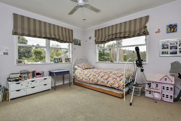 Photo of property in 76 Marlborough Avenue, Glenfield, Auckland, 0629