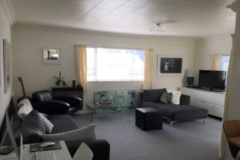 Photo of property in 1/14 Burns Street, Westown, New Plymouth, 4310