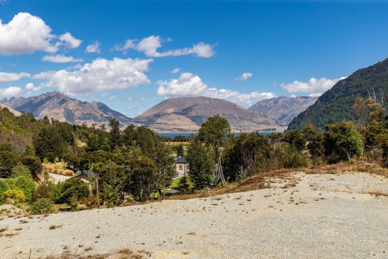Photo of property in 17 Peregrine Falcon Road, Mount Creighton, Queenstown, 9371