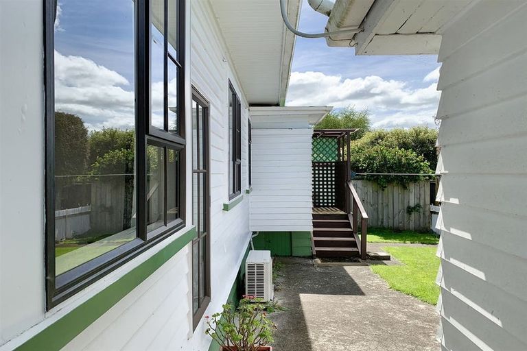 Photo of property in 16 Wallace Road, Waipukurau, 4200