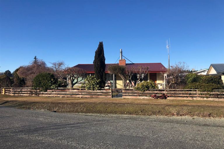 Photo of property in 3 Riverview Terrace, Fairlie, 7925