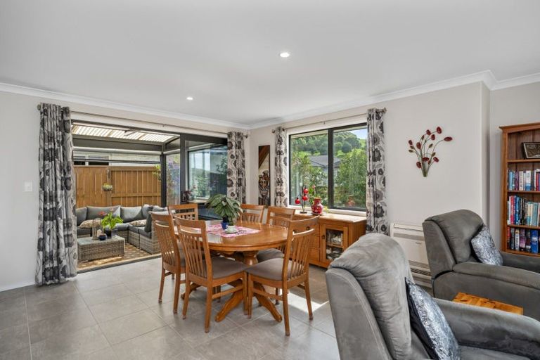 Photo of property in 15 Shoreview Close, Omokoroa, 3114