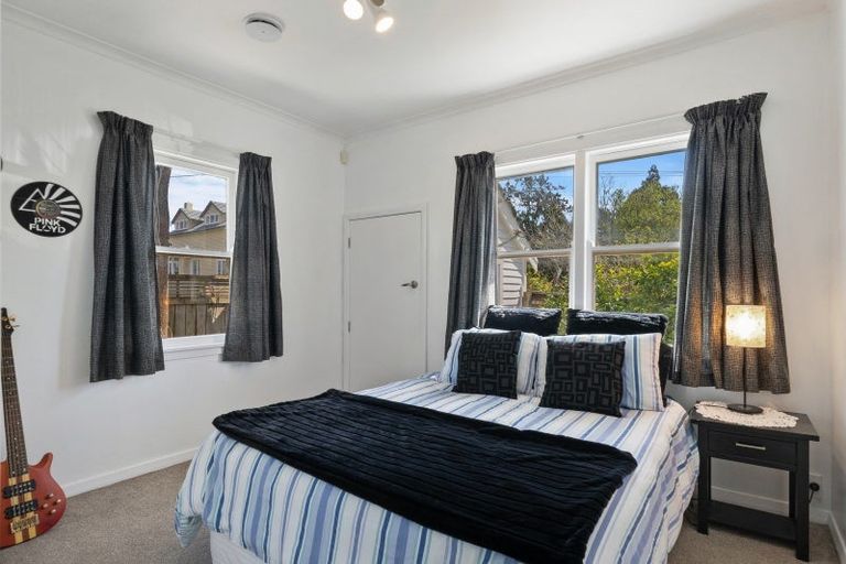 Photo of property in 7 Kawiu Road, Levin, 5510