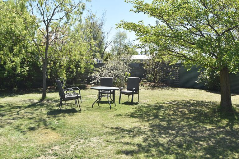 Photo of property in 2 Keene Place, Omarama, 9412