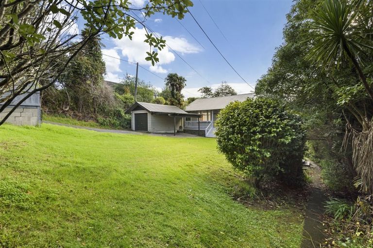 Photo of property in 145 Ocean View Road, Hillcrest, Auckland, 0627
