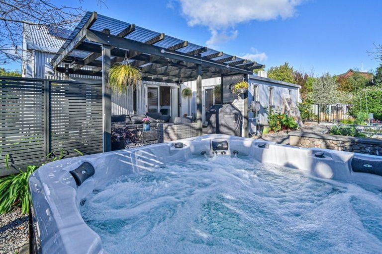 Photo of property in 95 Kereru Road, Maraekakaho, 4171