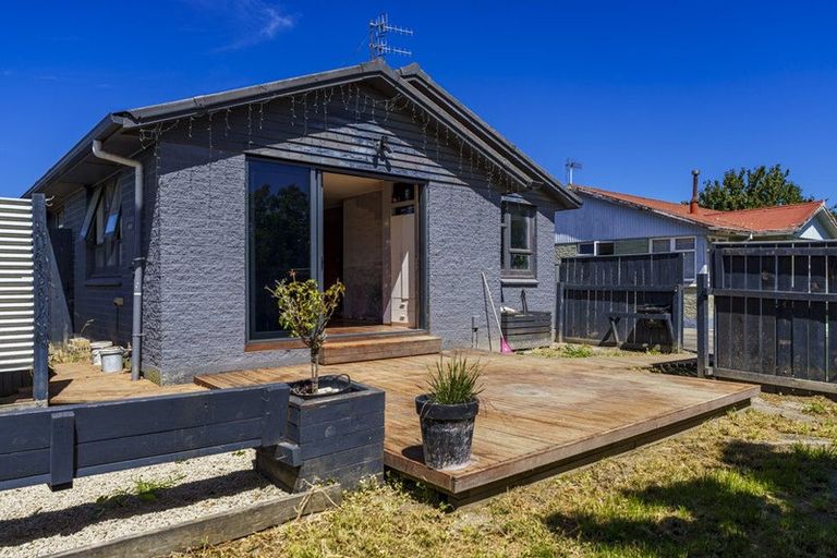 Photo of property in 27 Tasman Street, Havelock North, 4130