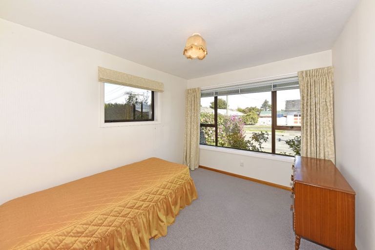 Photo of property in 24 Greenhurst Street, Sockburn, Christchurch, 8042