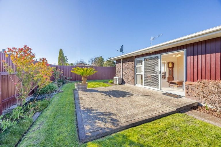 Photo of property in 3/22 Avondale Road, Taradale, Napier, 4112