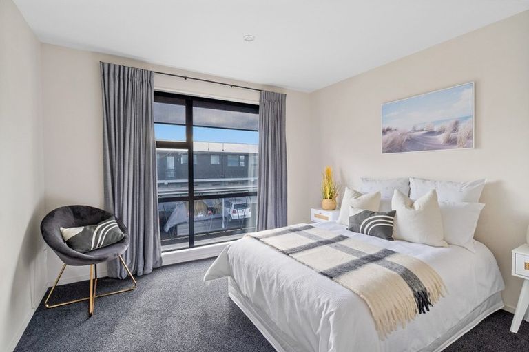 Photo of property in 4/22 Springfield Road, St Albans, Christchurch, 8014