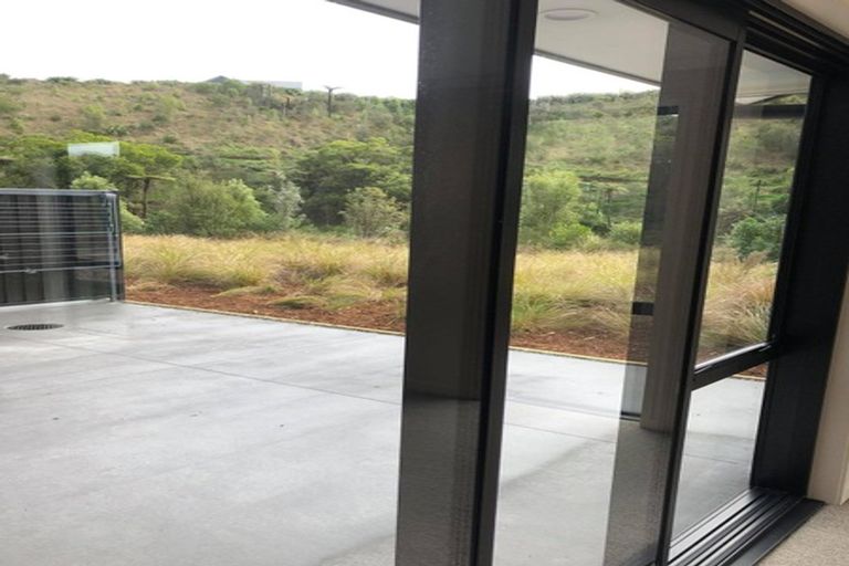 Photo of property in 92 Pakanga Grove, Pyes Pa, Tauranga, 3112