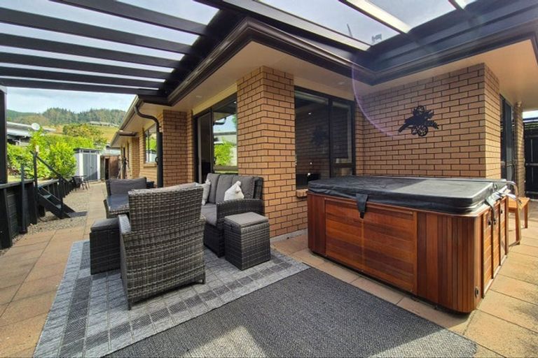 Photo of property in 122 Iles Road, Lynmore, Rotorua, 3010