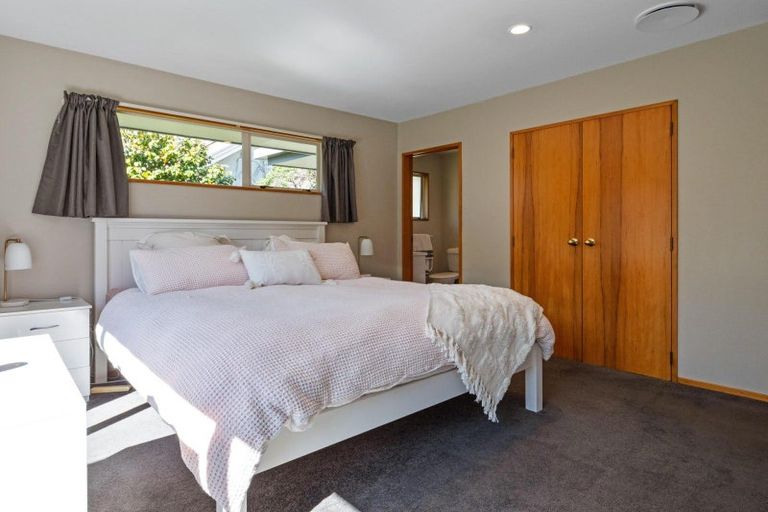 Photo of property in 94 Saint James Avenue, Papanui, Christchurch, 8053