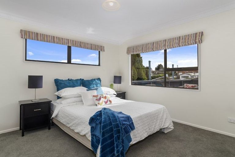 Photo of property in 5b Hall Road, Matua, Tauranga, 3110