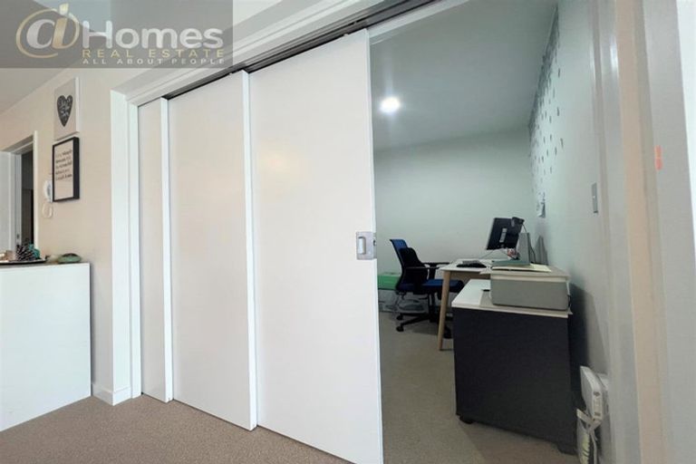 Photo of property in 7/136g Stancombe Road, Flat Bush, Auckland, 2016