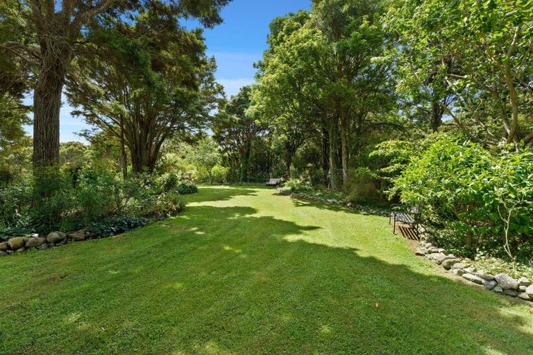 Photo of property in 115a Arcus Road, Te Horo, Otaki, 5582