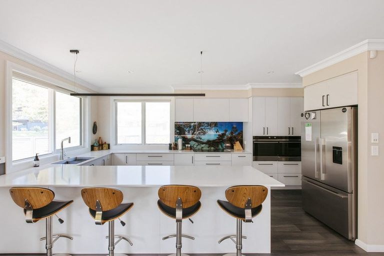 Photo of property in 5 Gellibrand Place, Omokoroa, 3114