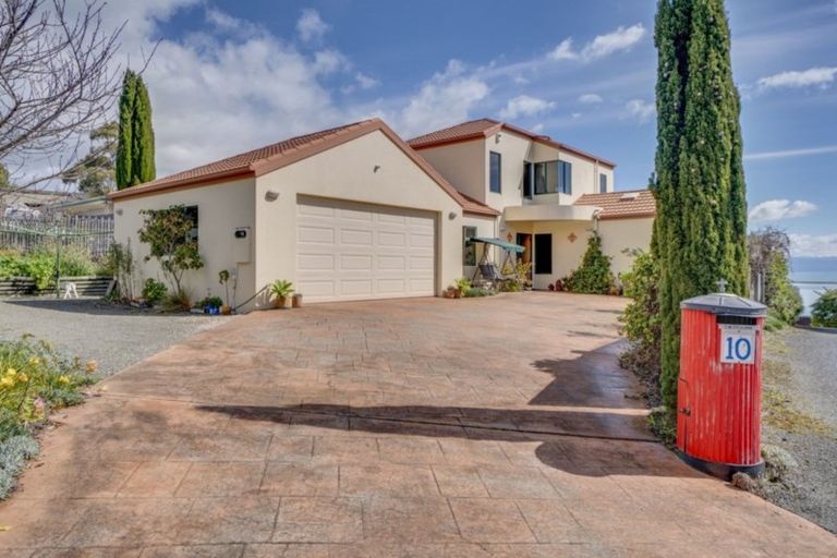 Photo of property in 10 Matuku Place, Atawhai, Nelson, 7010