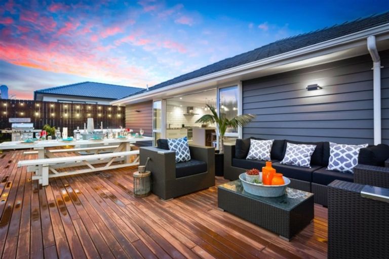 Photo of property in 26 Kohia Way, Huapai, Kumeu, 0810