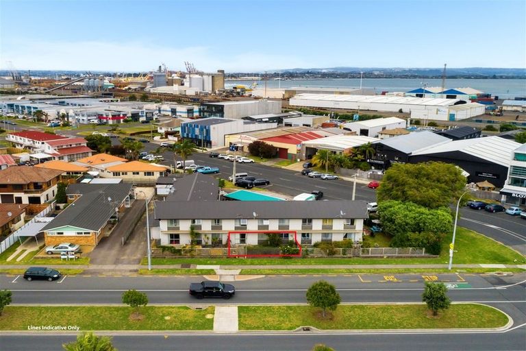 Photo of property in 2/350 Maunganui Road, Mount Maunganui, 3116