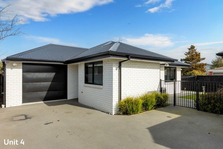 Photo of property in 2/43 Hoani Street, Papanui, Christchurch, 8053