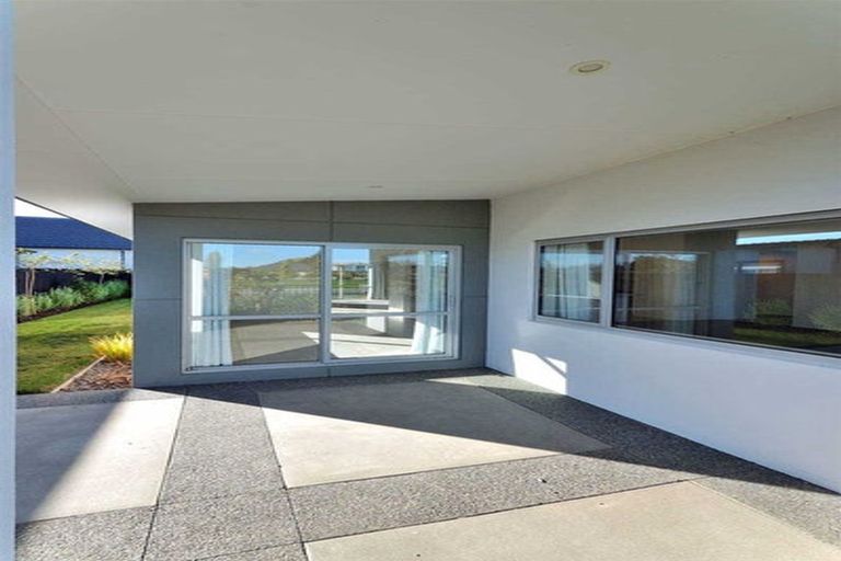 Photo of property in 27 Prestons Park Drive, Marshland, Christchurch, 8083