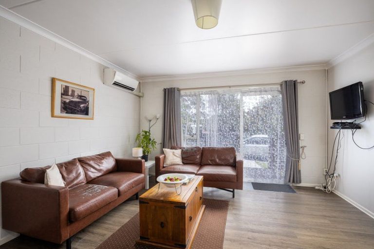 Photo of property in 1/57 Carrington Street, Lower Vogeltown, New Plymouth, 4310