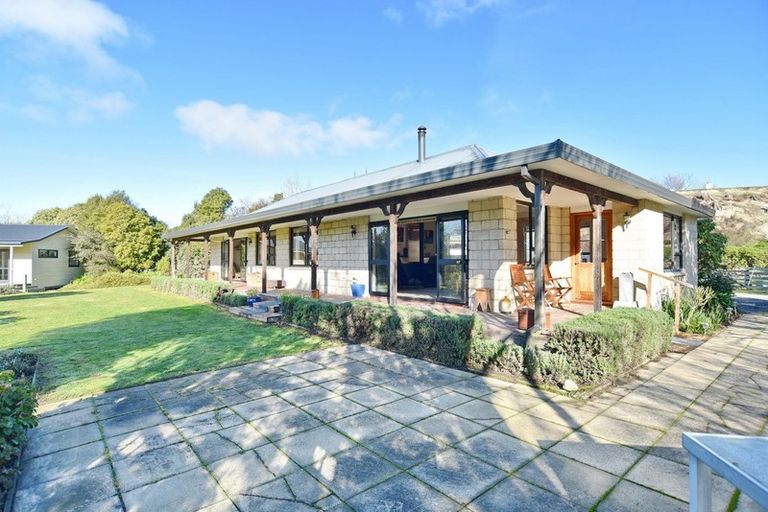 Photo of property in 20 Terrace Road, Leithfield, Amberley, 7481