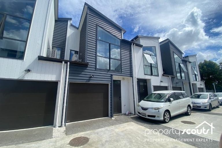 Photo of property in 8 Pasla Close, Papakura, 2110