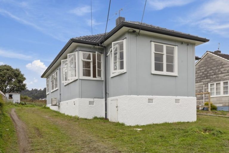 Photo of property in 68 Molesworth Street, Taita, Lower Hutt, 5011