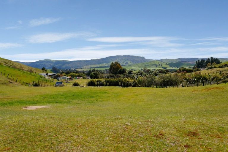Photo of property in 89 Hill View Drive, Acacia Bay, Taupo, 3385