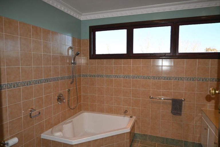 Photo of property in 81 Lewis Road, Karaka, Papakura, 2580